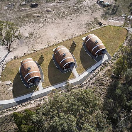 Barrel View Luxury Cabins Ballandean Extérieur photo