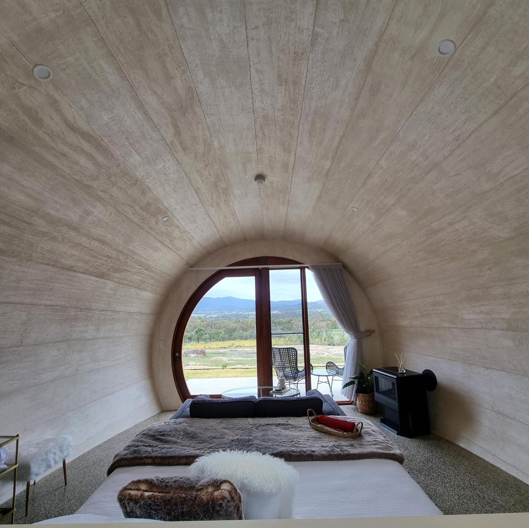 Barrel View Luxury Cabins Ballandean Extérieur photo